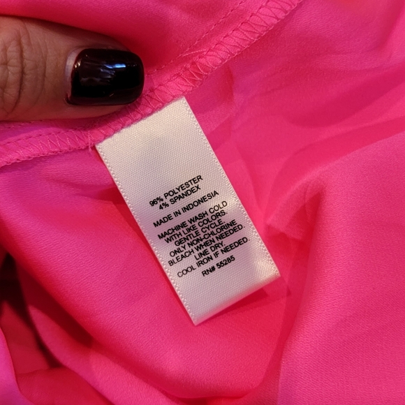 EXPRESS Hot Pink Blouse - Picture 5 of 5
